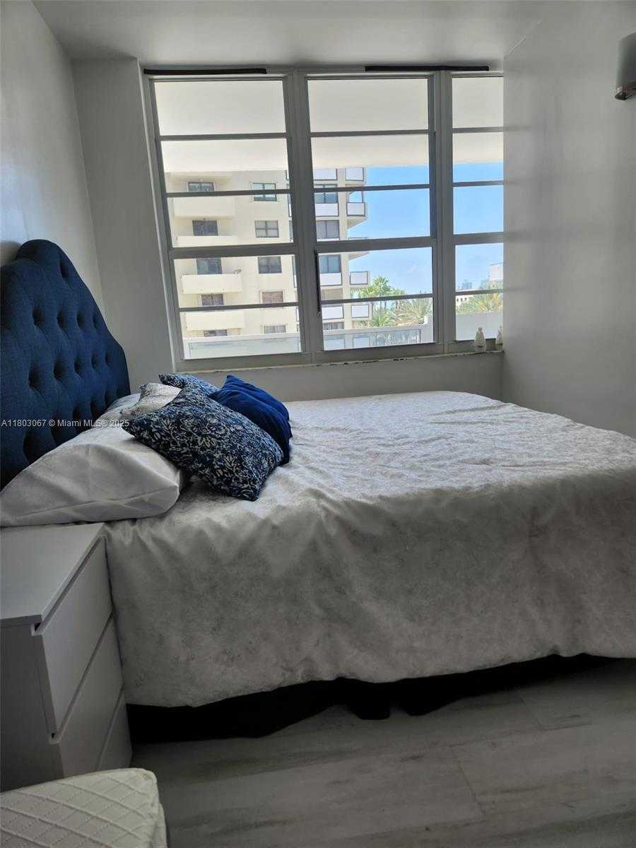 Small Image of 100 LINCOLN RD #407, Miami Beach Number 15
