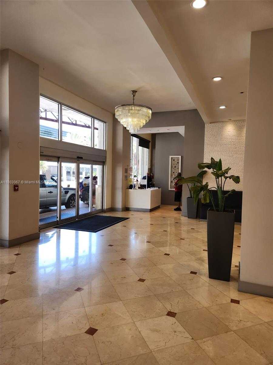Small Image of 100 LINCOLN RD #407, Miami Beach Number 9