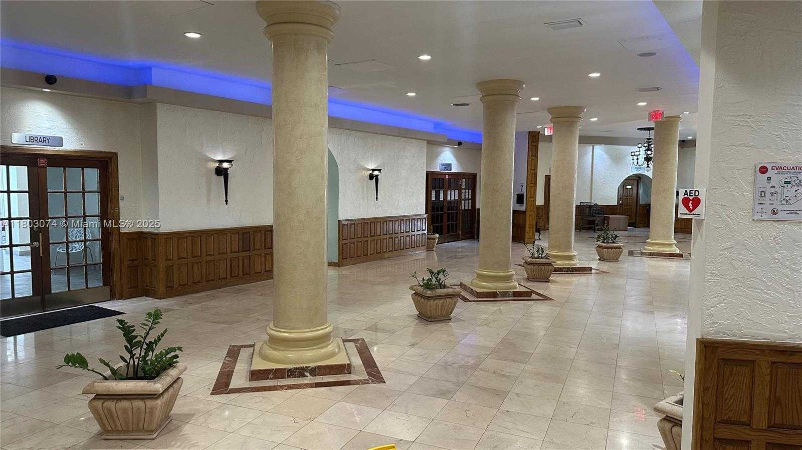 Small Image of 3725 SOUTH OCEAN DR #1427, Hollywood Number 24