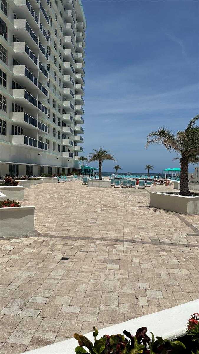 Small Image of 3725 SOUTH OCEAN DR #1427, Hollywood Number 26