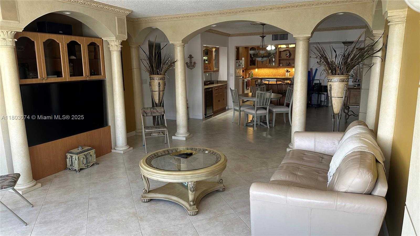 Small Image of 3725 SOUTH OCEAN DR #1427, Hollywood Number 8