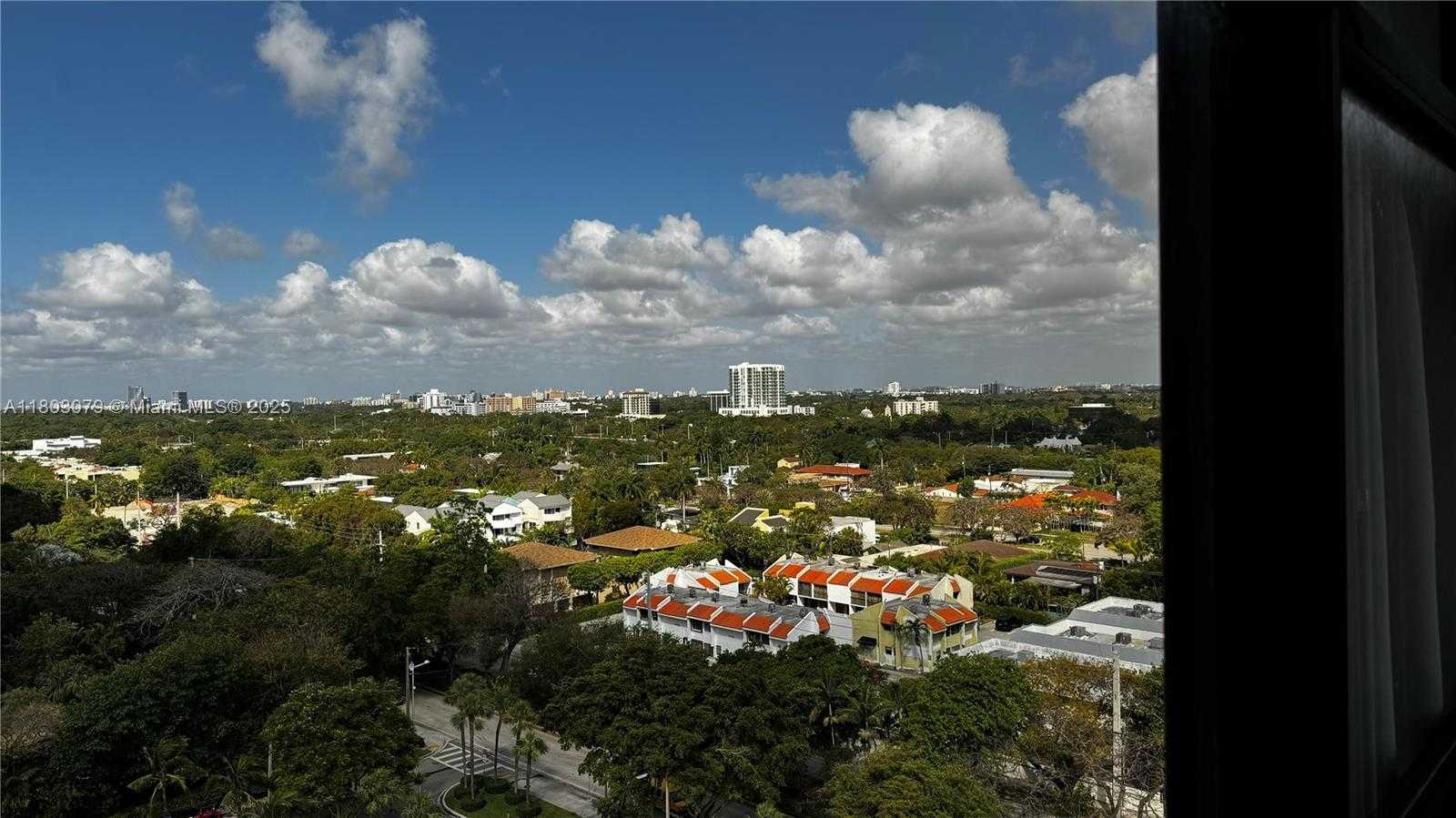 Small Image of 1915 BRICKELL AVE #C1512, Miami Number 12