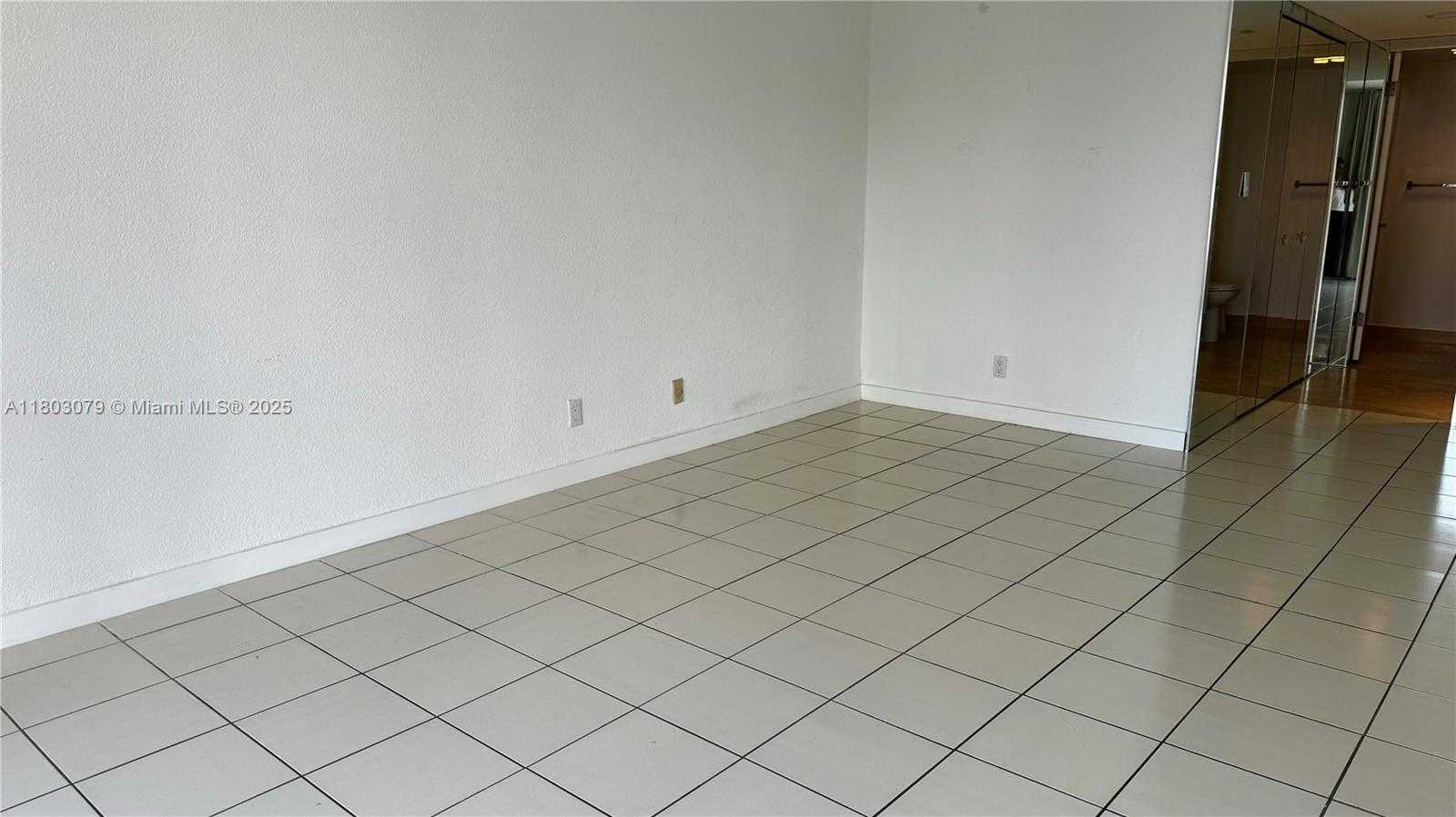 Small Image of 1915 BRICKELL AVE #C1512, Miami Number 13