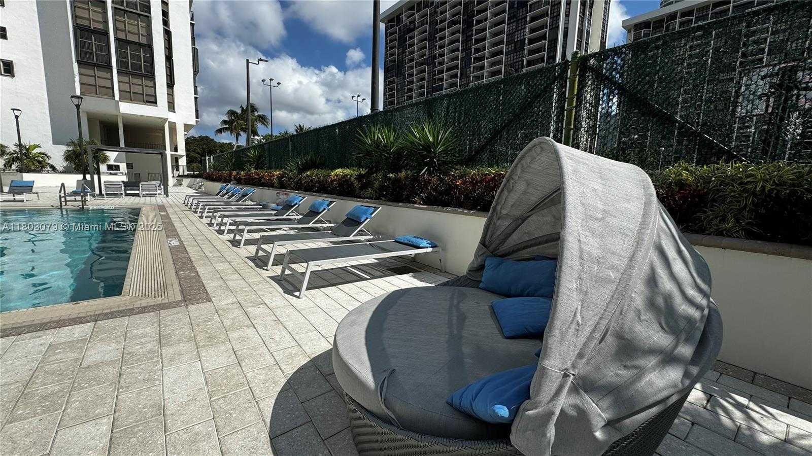 Small Image of 1915 BRICKELL AVE #C1512, Miami Number 28