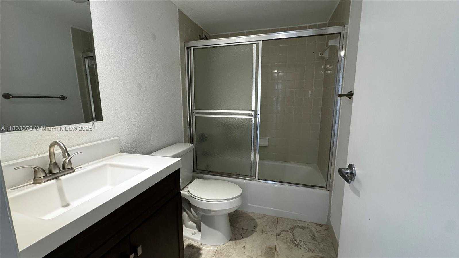 Small Image of 1915 BRICKELL AVE #C1512, Miami Number 8