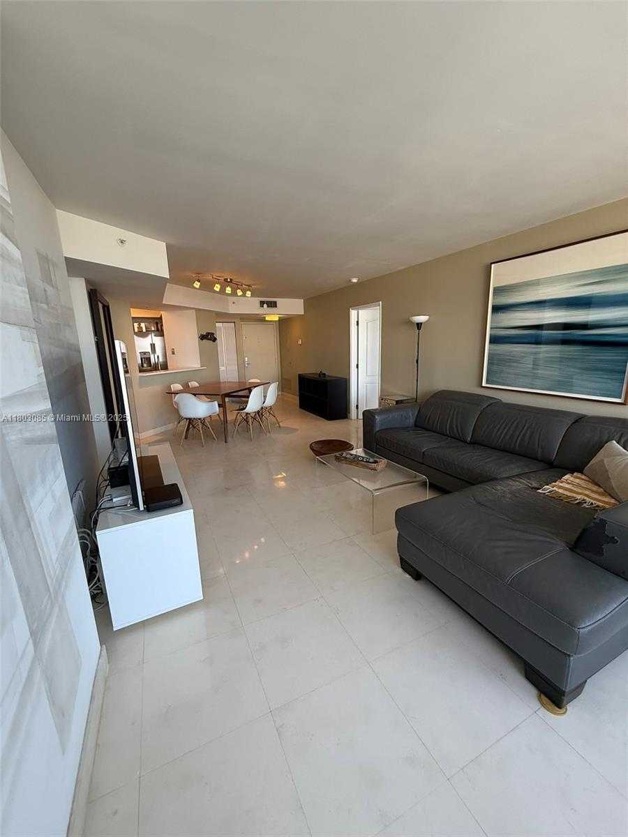 Small Image of 1900 SUNSET HARBOUR DR #2411, Miami Beach Number 12