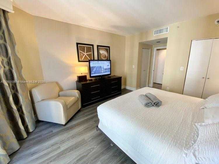 Small Image of 17375 COLLINS AVE #1105, Sunny Isles Beach Number 10
