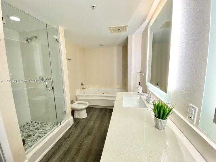 Small Image of 17375 COLLINS AVE #1105, Sunny Isles Beach Number 13