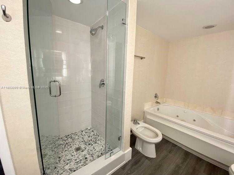 Small Image of 17375 COLLINS AVE #1105, Sunny Isles Beach Number 17