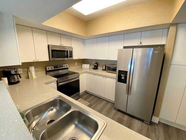 Small Image of 17375 COLLINS AVE #1105, Sunny Isles Beach Number 8