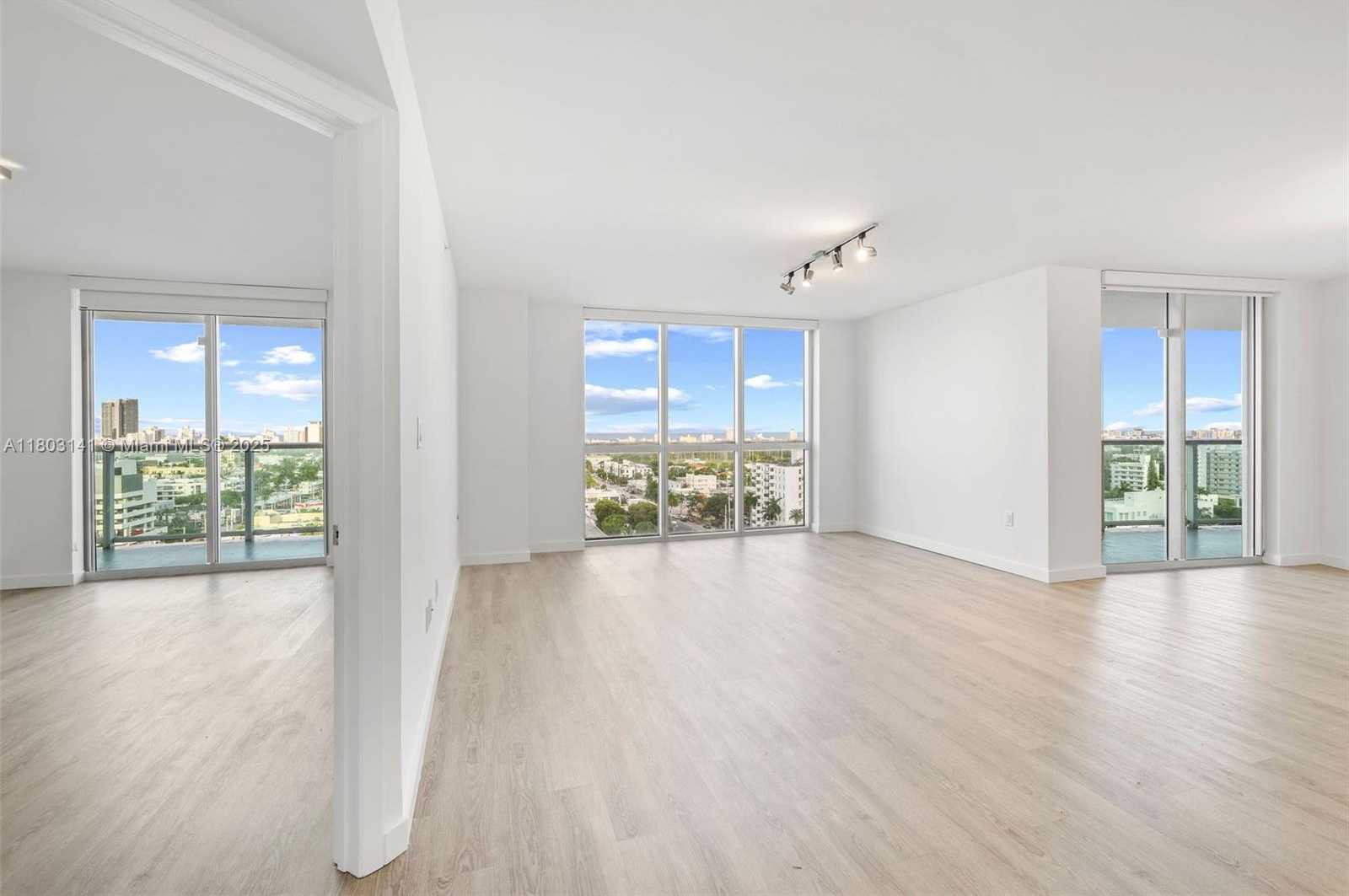 Small Image of 1500 BAY RD #M-0417, Miami Beach Number 17