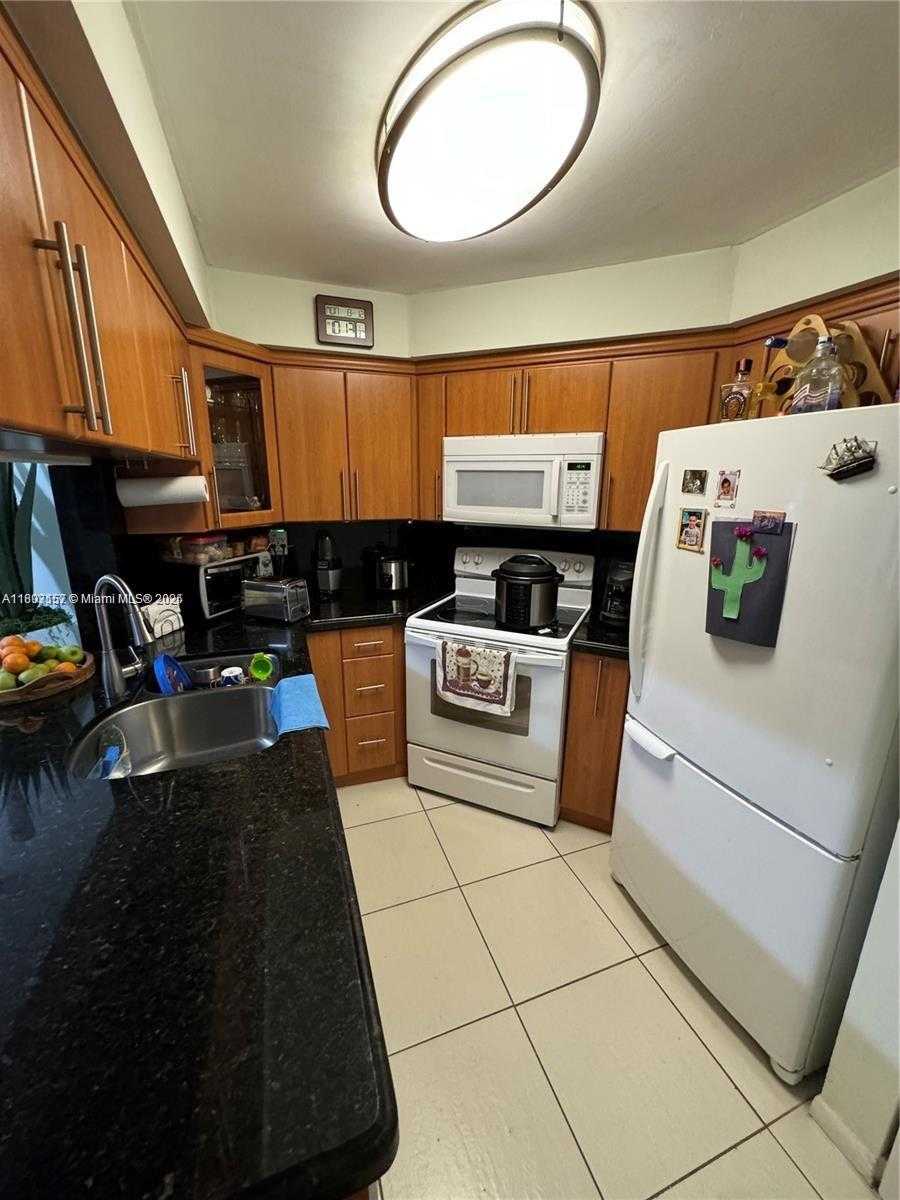 Small Image of 8305 SOUTH WEST 152ND AVE #A-106, Miami Number 4