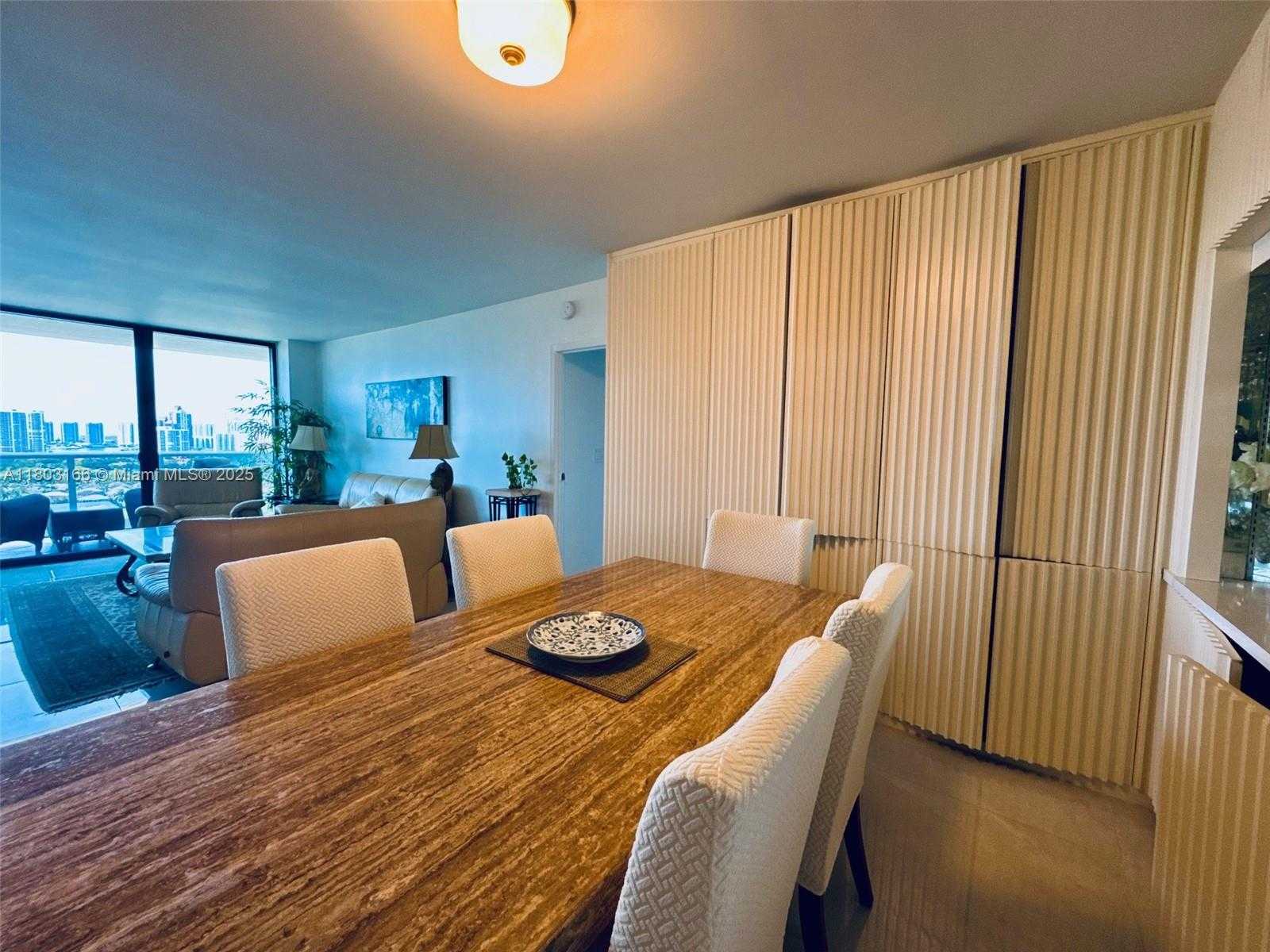Small Image of 3675 NORTH COUNTRY CLUB DR #2106, Aventura Number 8