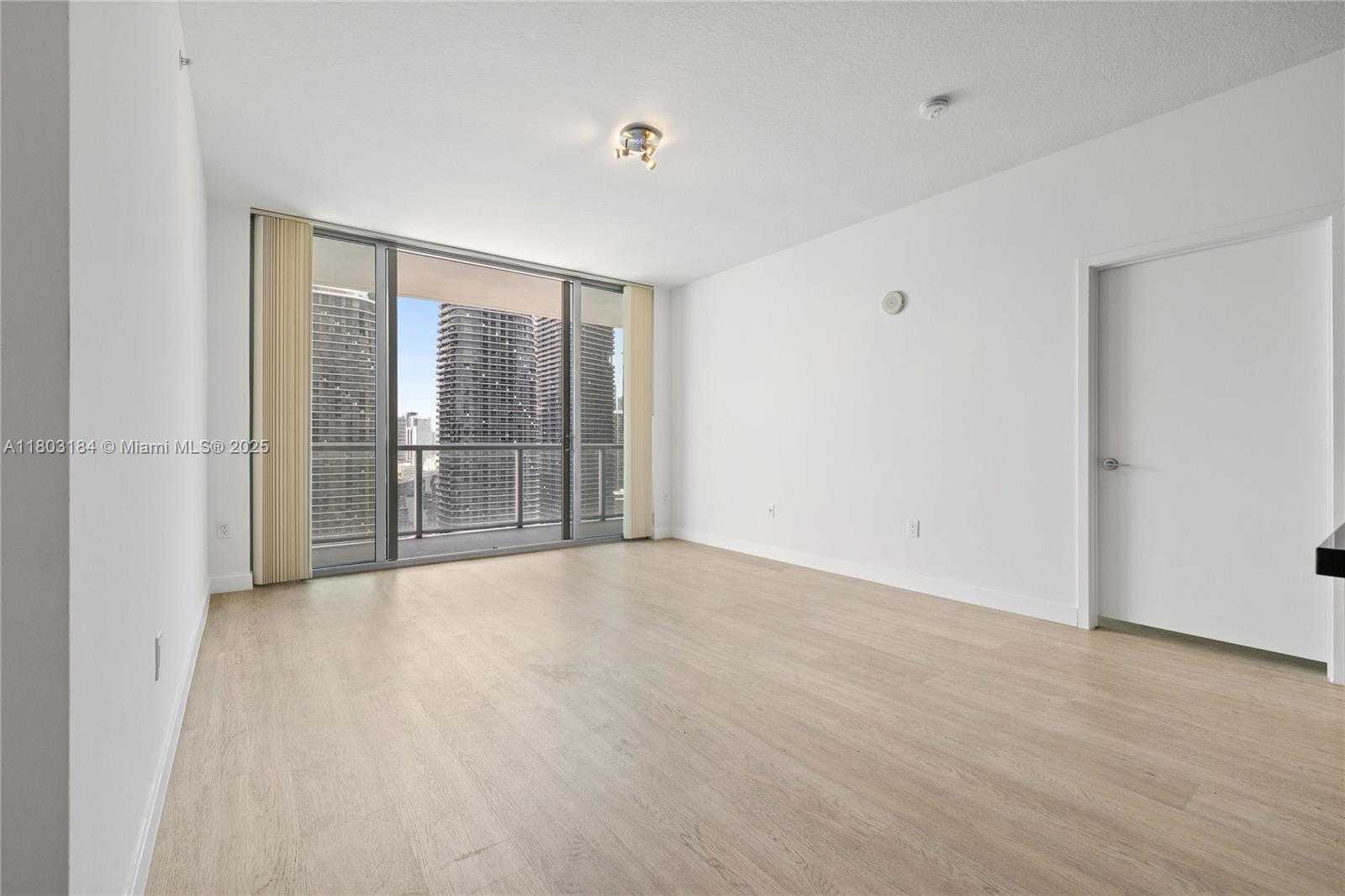 Small Image of 1111 SOUTH WEST 1ST AVE #3323-N, Miami Number 4