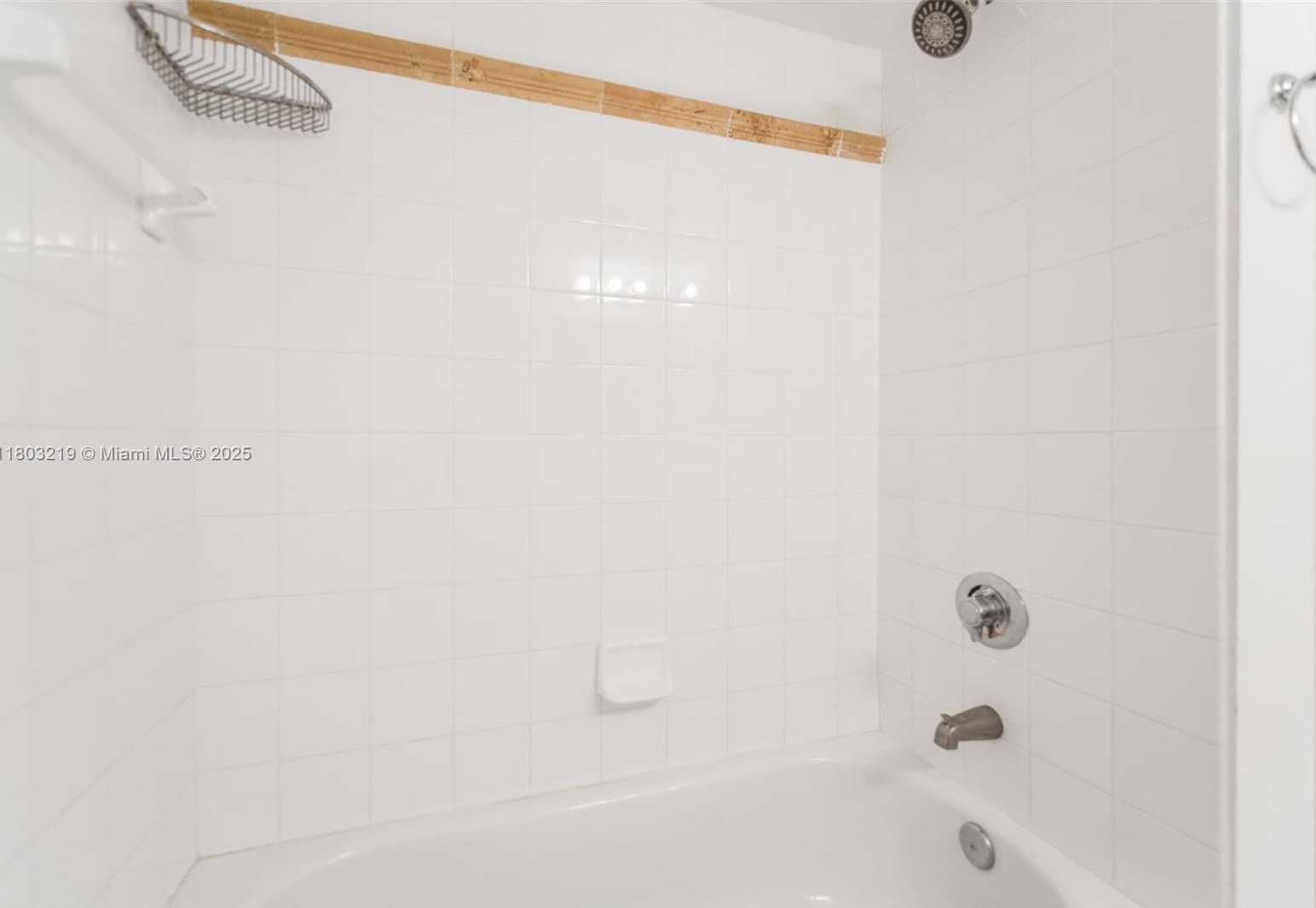 Small Image of 1200 BRICKELL BAY DR #2315, Miami Number 13
