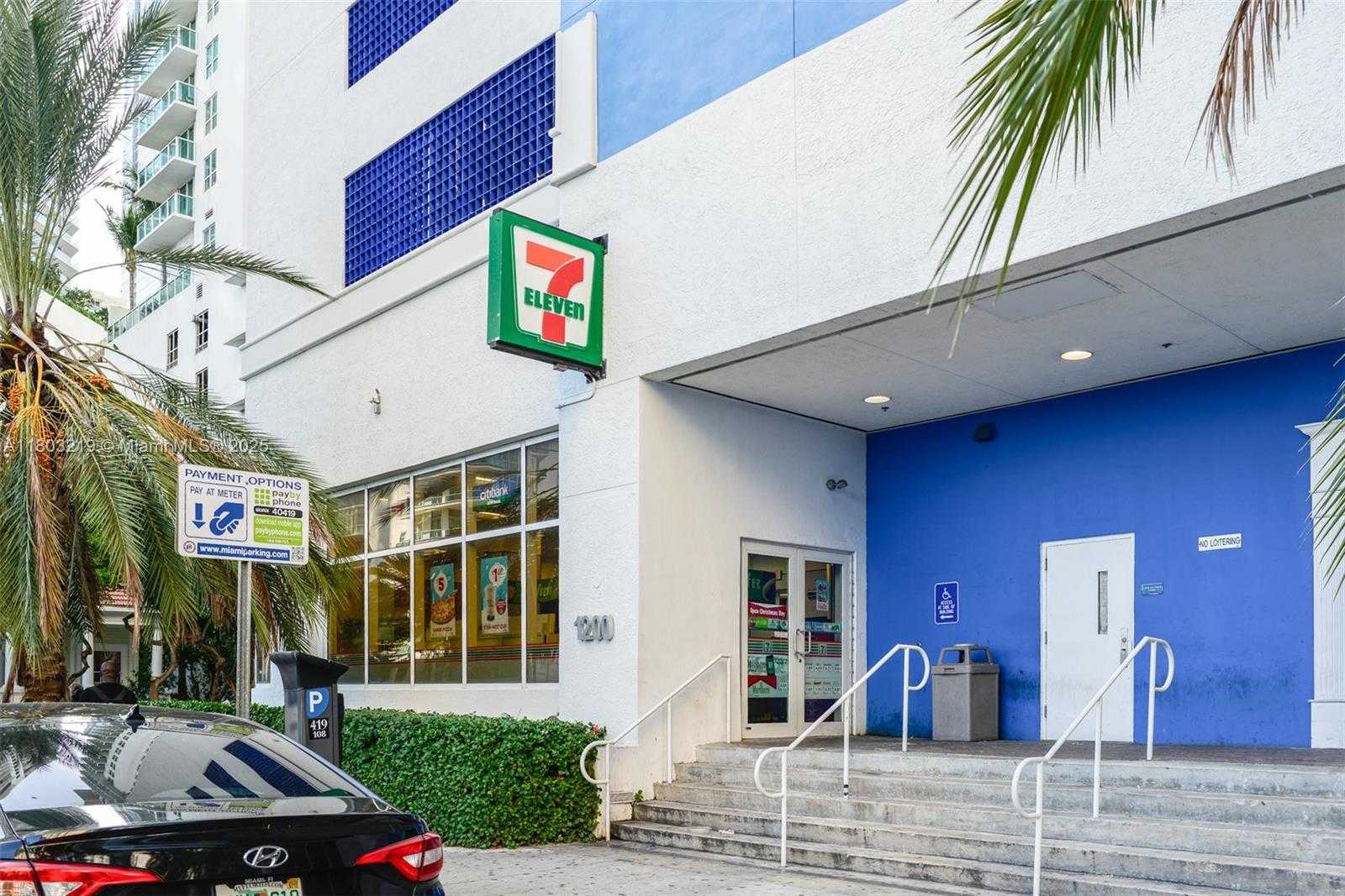 Small Image of 1200 BRICKELL BAY DR #2315, Miami Number 21