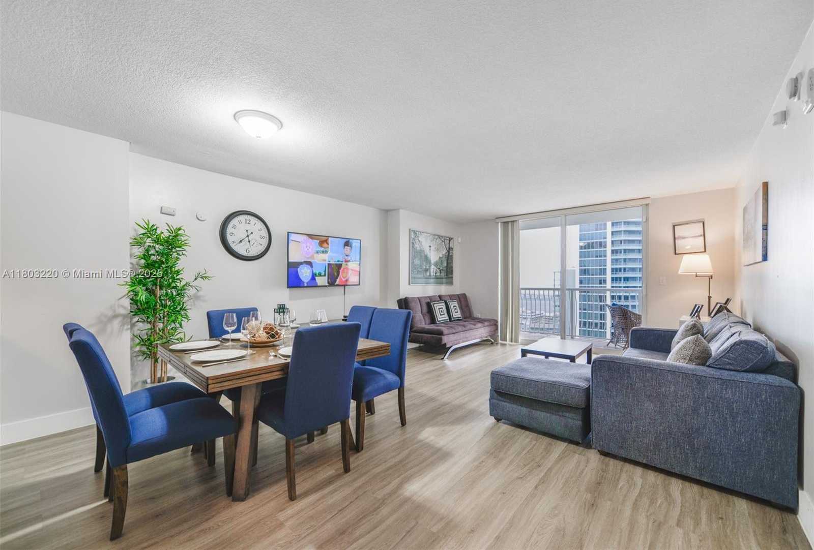 Small Image of 1200 BRICKELL BAY DR #2903, Miami Number 15