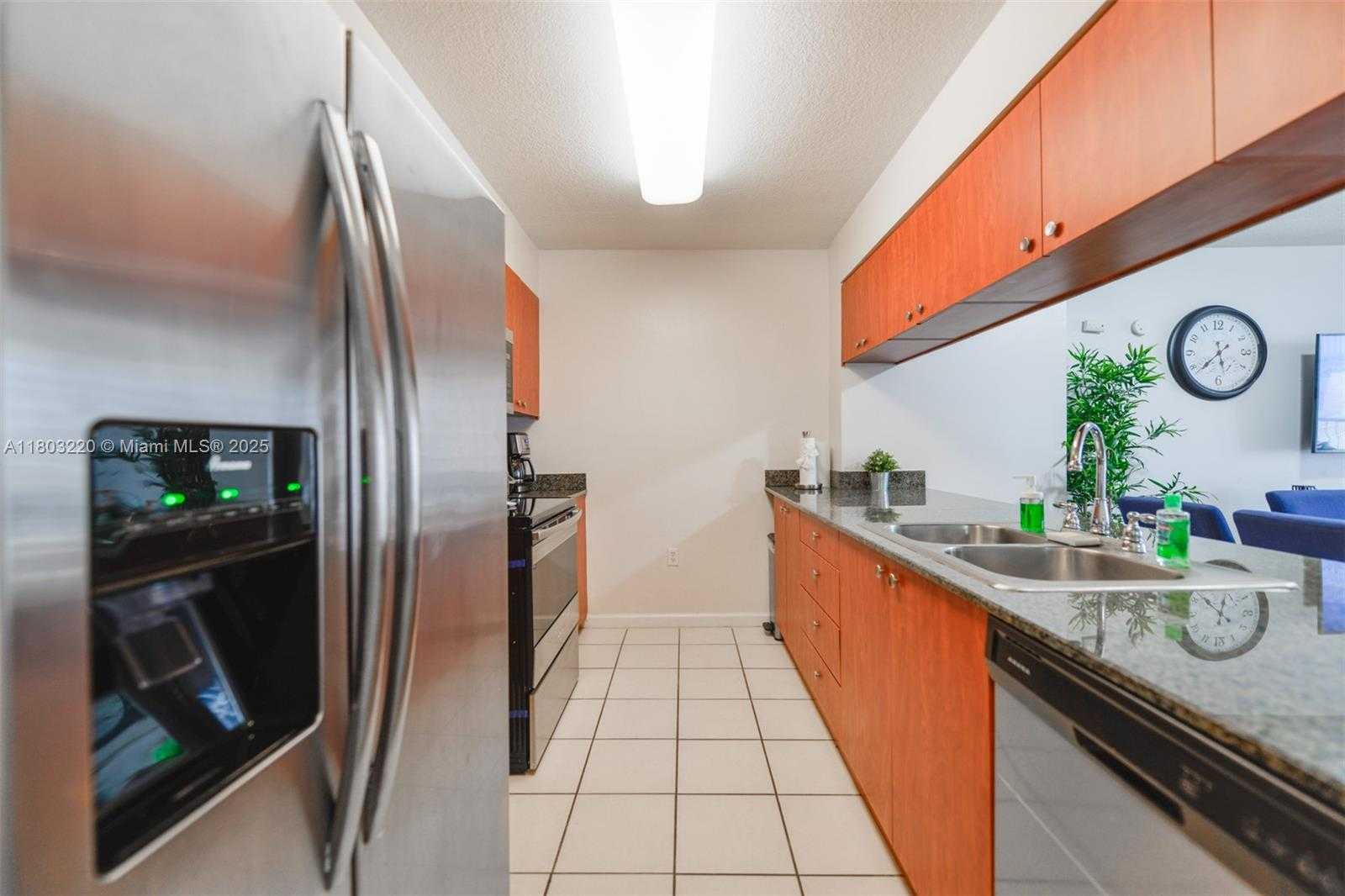 Small Image of 1200 BRICKELL BAY DR #2903, Miami Number 8