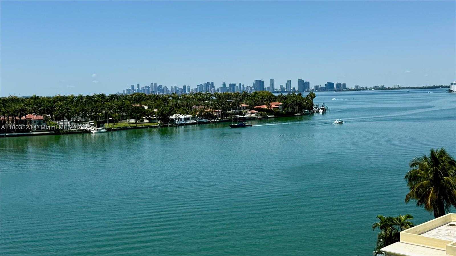 Small Image of 900 BAY DR #725, Miami Beach Number 19