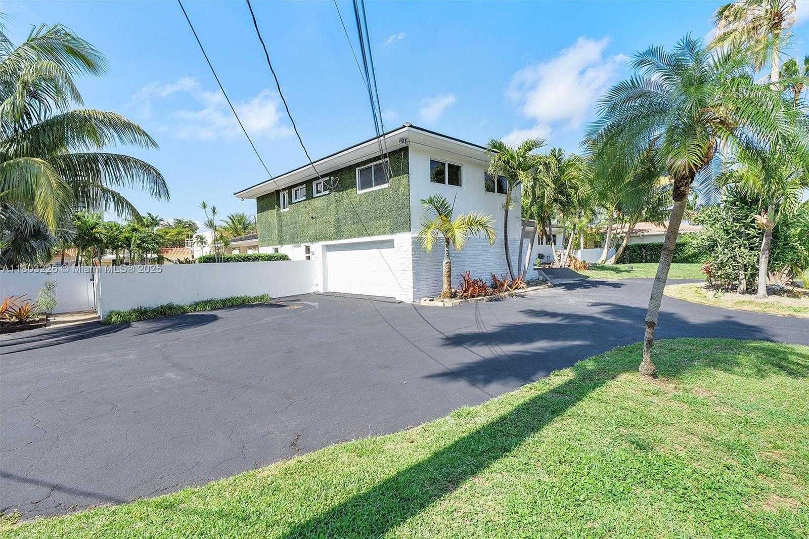 Small Image of 1481 NORTH EAST 104TH ST, Miami Shores Number 21