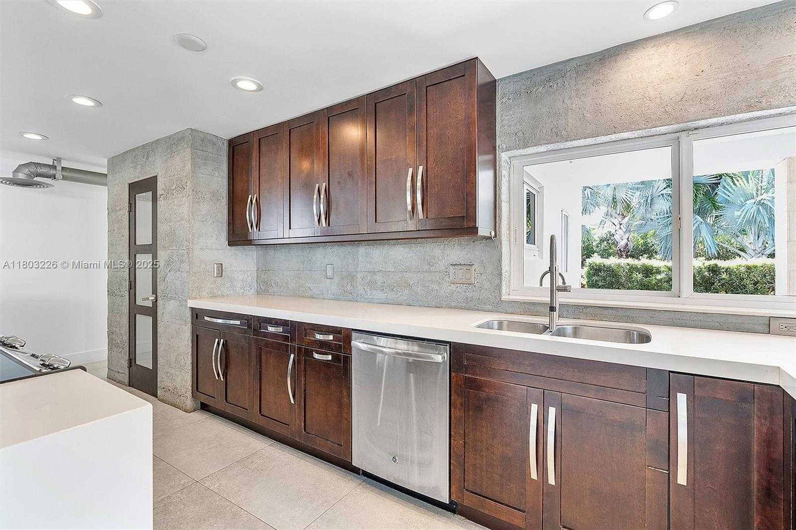 Small Image of 1481 NORTH EAST 104TH ST, Miami Shores Number 44