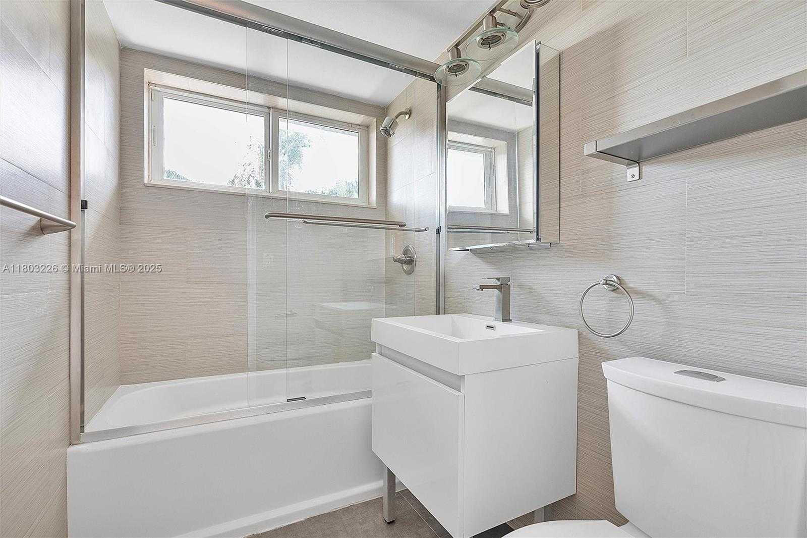 Small Image of 1481 NORTH EAST 104TH ST, Miami Shores Number 52