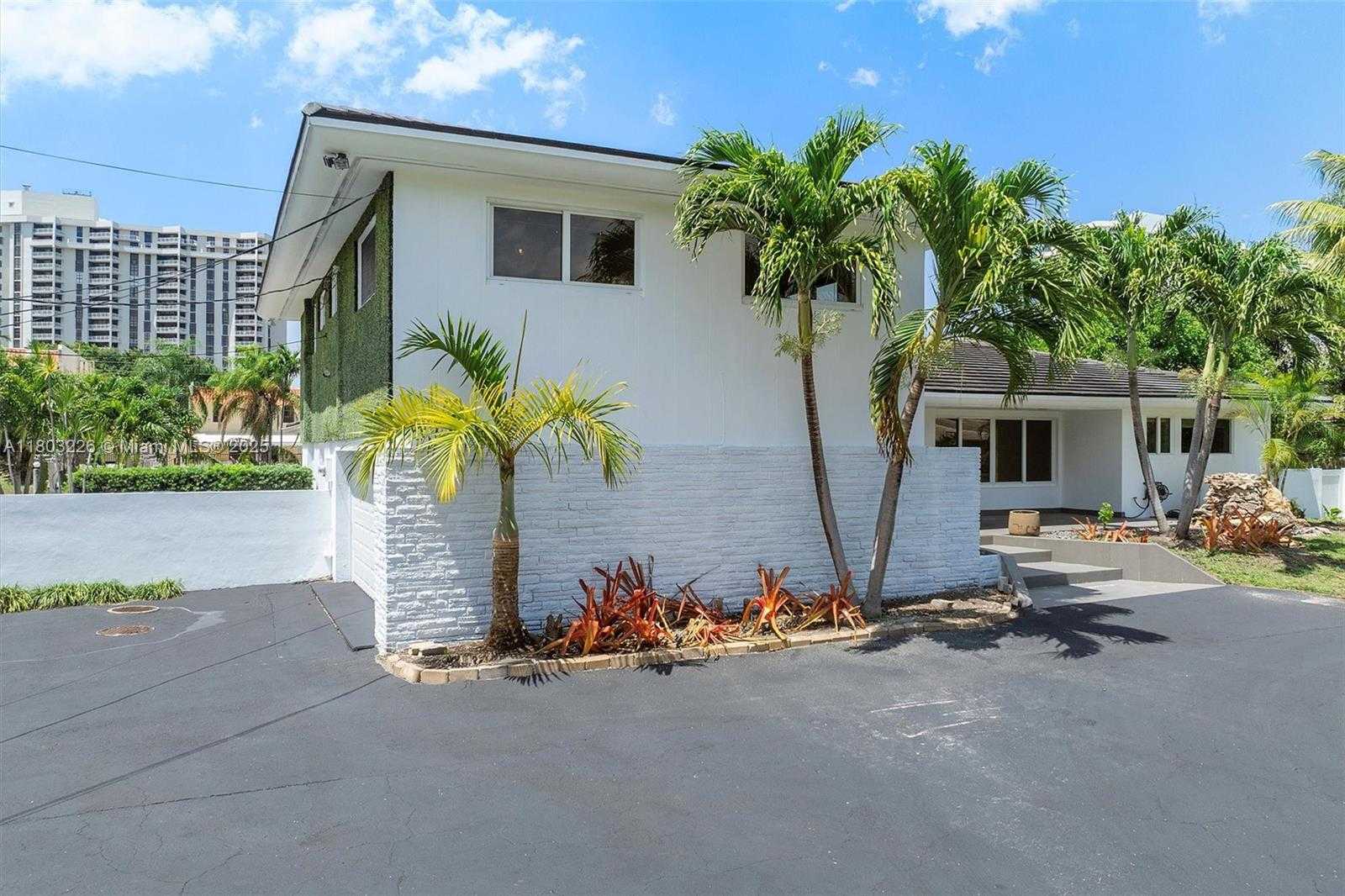 Small Image of 1481 NORTH EAST 104TH ST, Miami Shores Number 81