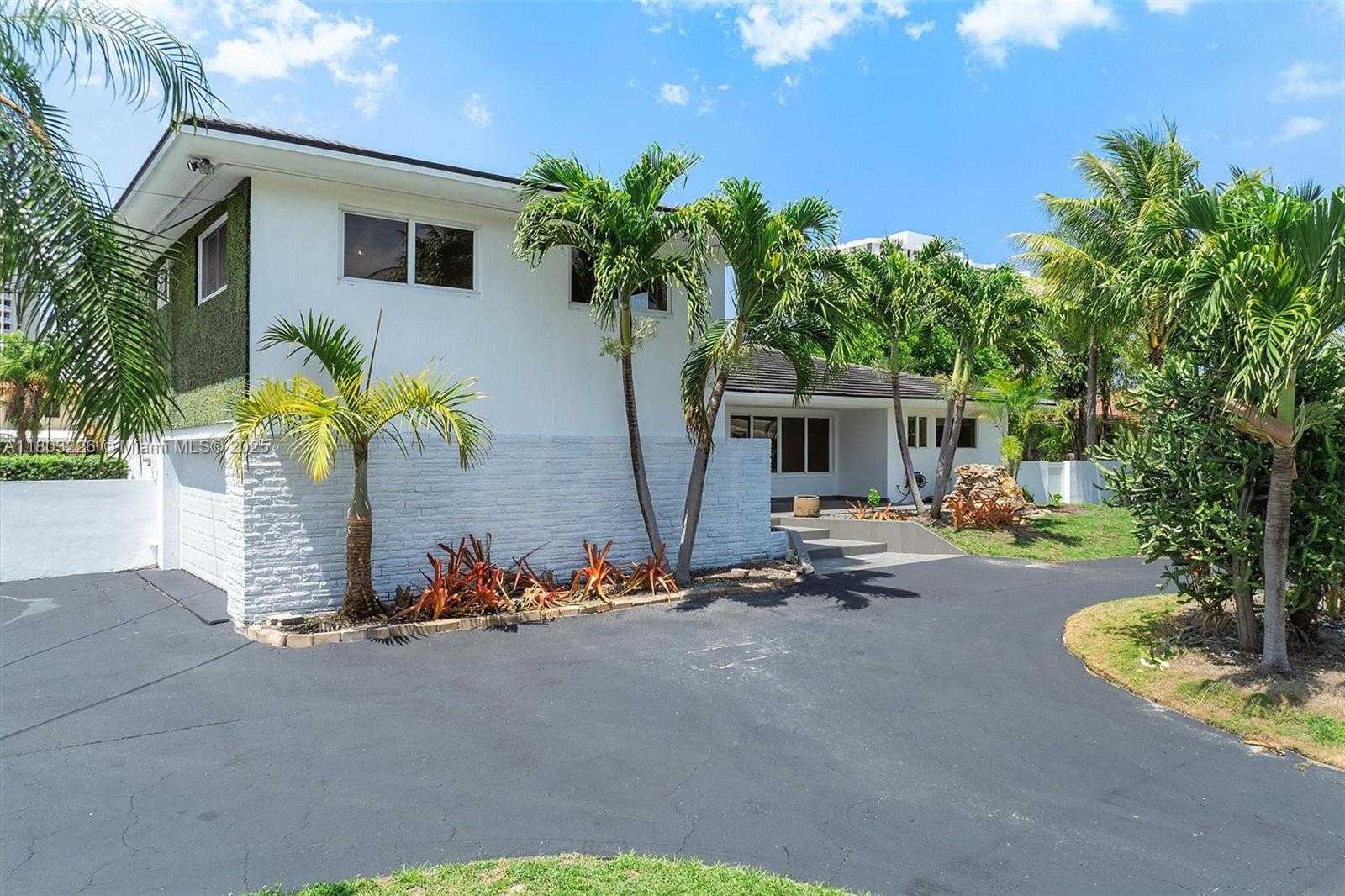 Small Image of 1481 NORTH EAST 104TH ST, Miami Shores Number 82