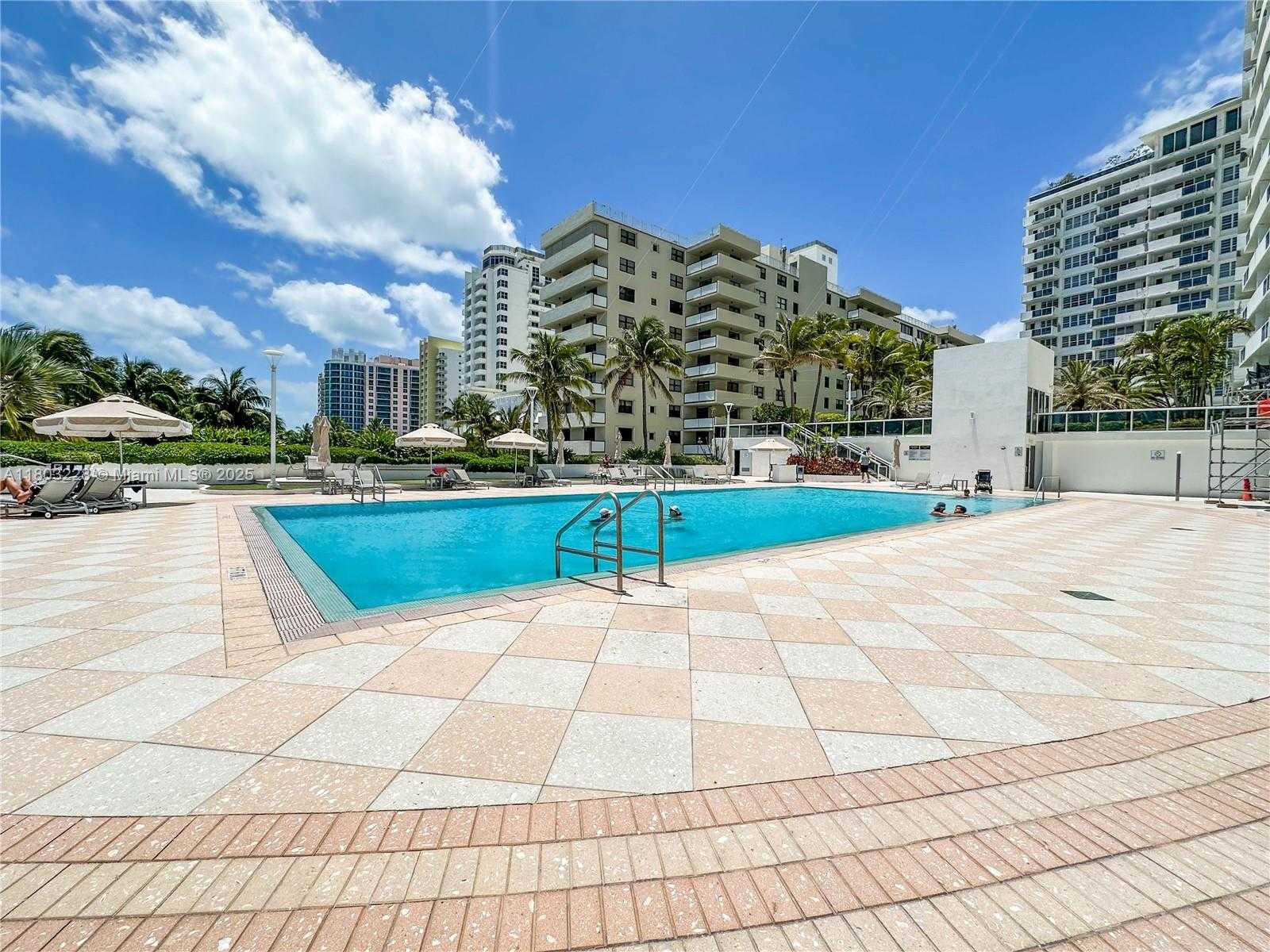 Small Image of 100 LINCOLN RD #917, Miami Beach Number 16
