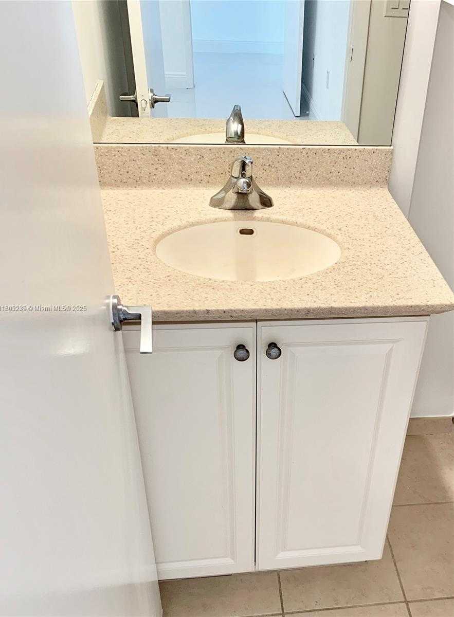 Small Image of 3340 NORTH EAST 190TH ST #605, Aventura Number 12