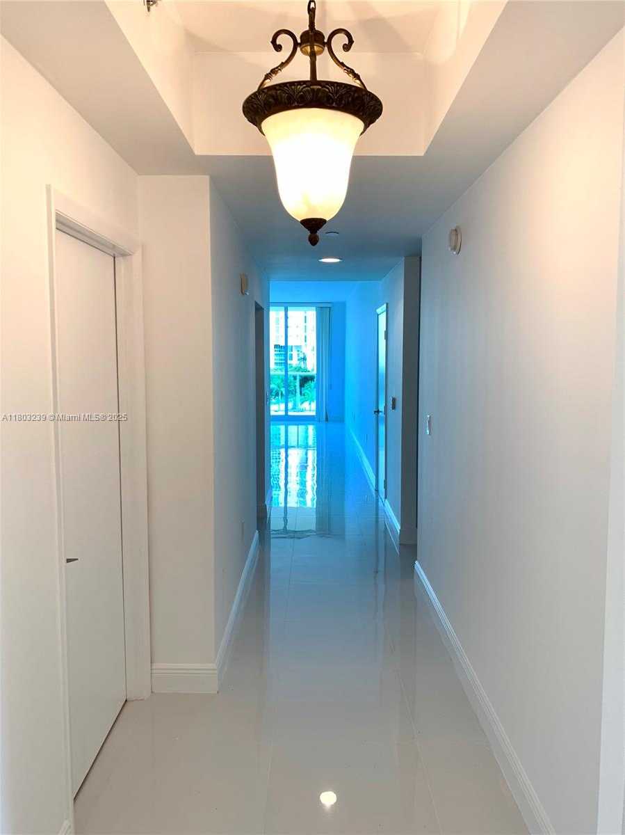Small Image of 3340 NORTH EAST 190TH ST #605, Aventura Number 2