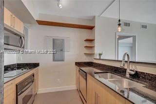 Small Image of 335 SOUTH BISCAYNE BLVD #2308, Miami Number 3
