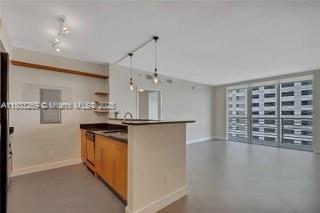 Small Image of 335 SOUTH BISCAYNE BLVD #2308, Miami Number 4