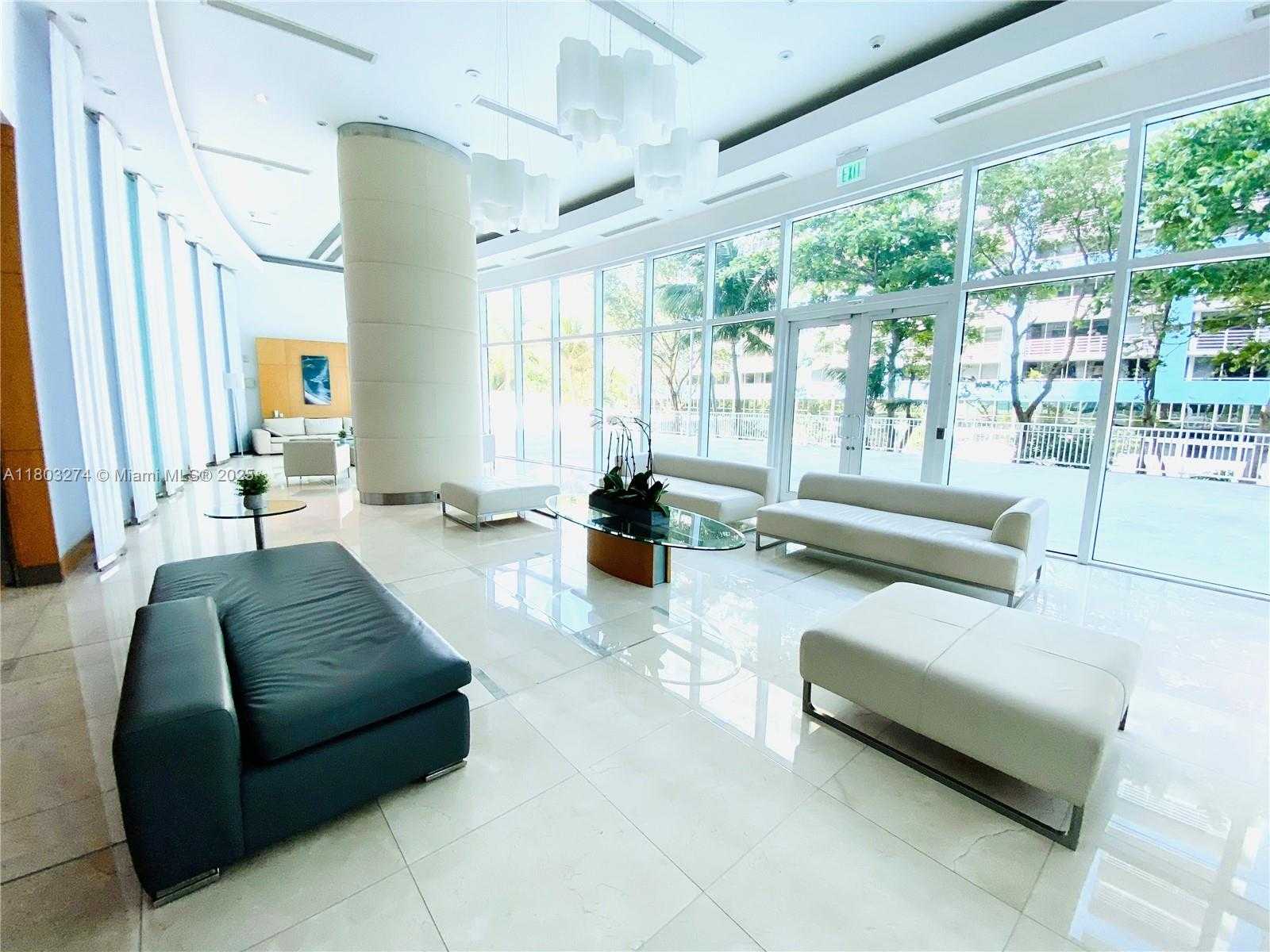 Small Image of 2101 Brickell Ave, Miami, FL 33129, USA Number 10