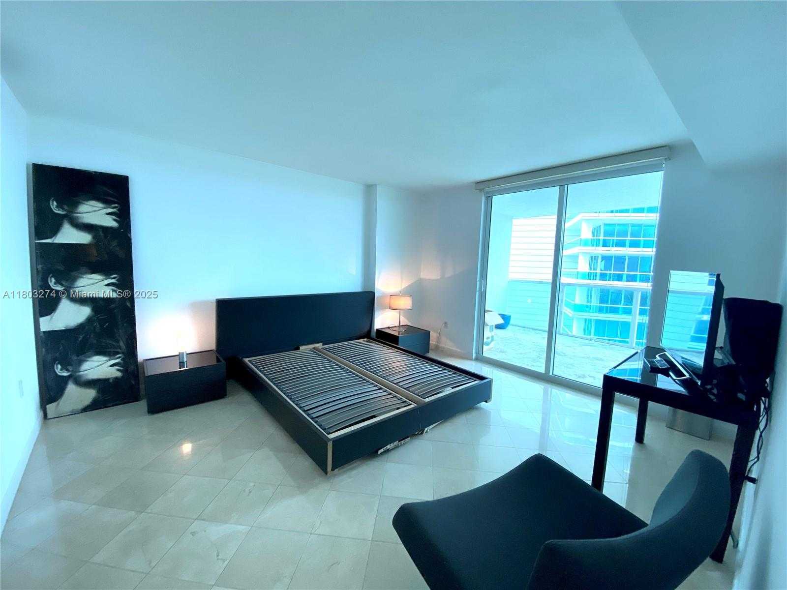 Small Image of 2101 Brickell Ave, Miami, FL 33129, USA Number 7