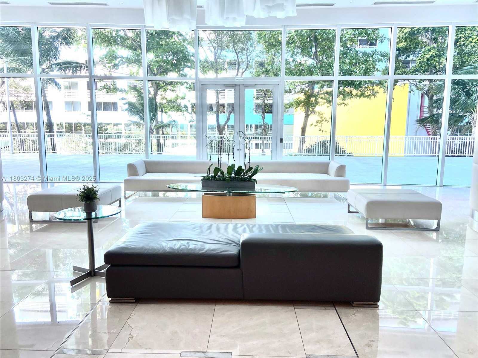 Small Image of 2101 Brickell Ave, Miami, FL 33129, USA Number 9