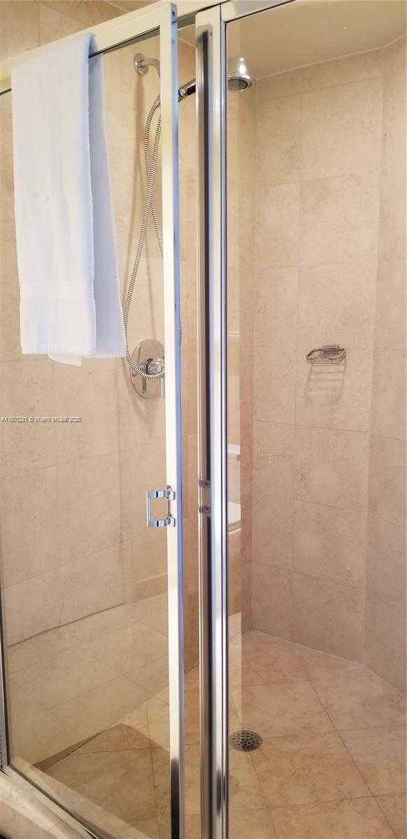 Small Image of 1830 SOUTH OCEAN DR #2306, Hallandale Beach Number 12