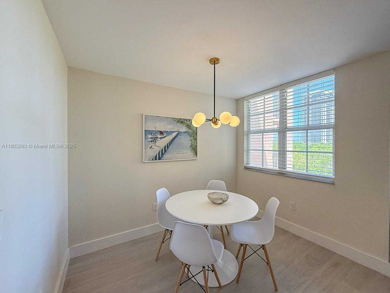 Small Image of 19601 EAST COUNTRY CLUB DR #7304, Aventura Number 4