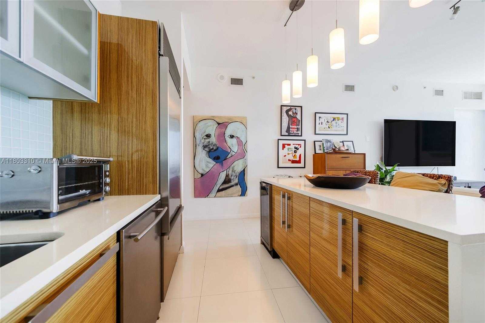 Small Image of 2020 NORTH BAYSHORE DR #1604, Miami Number 19