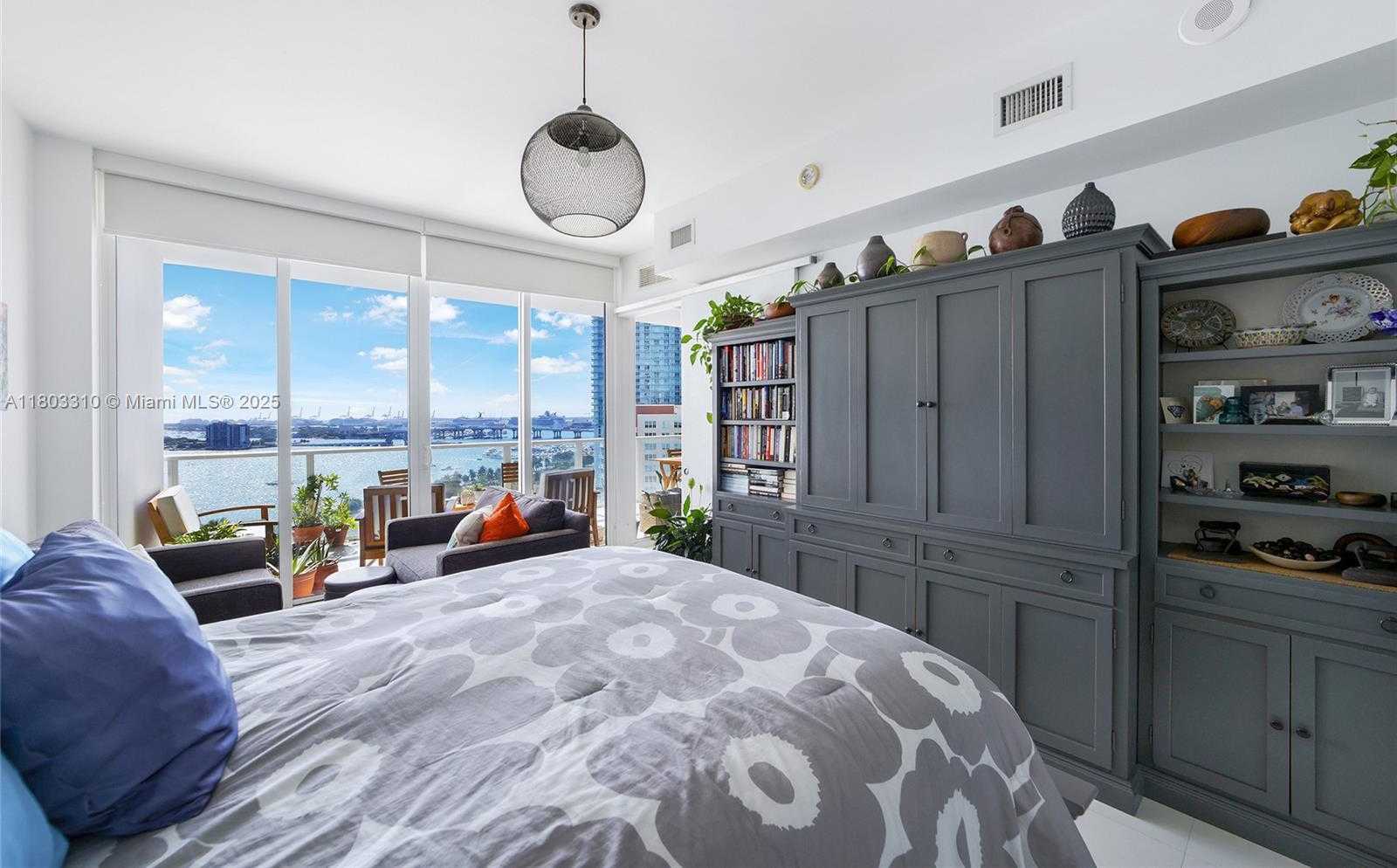 Small Image of 2020 NORTH BAYSHORE DR #1604, Miami Number 22