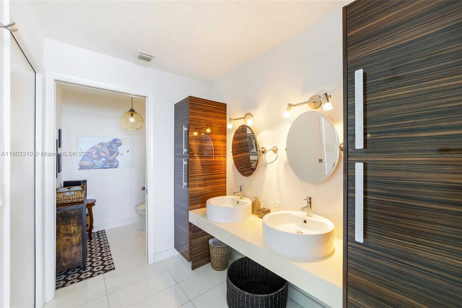Small Image of 2020 NORTH BAYSHORE DR #1604, Miami Number 28