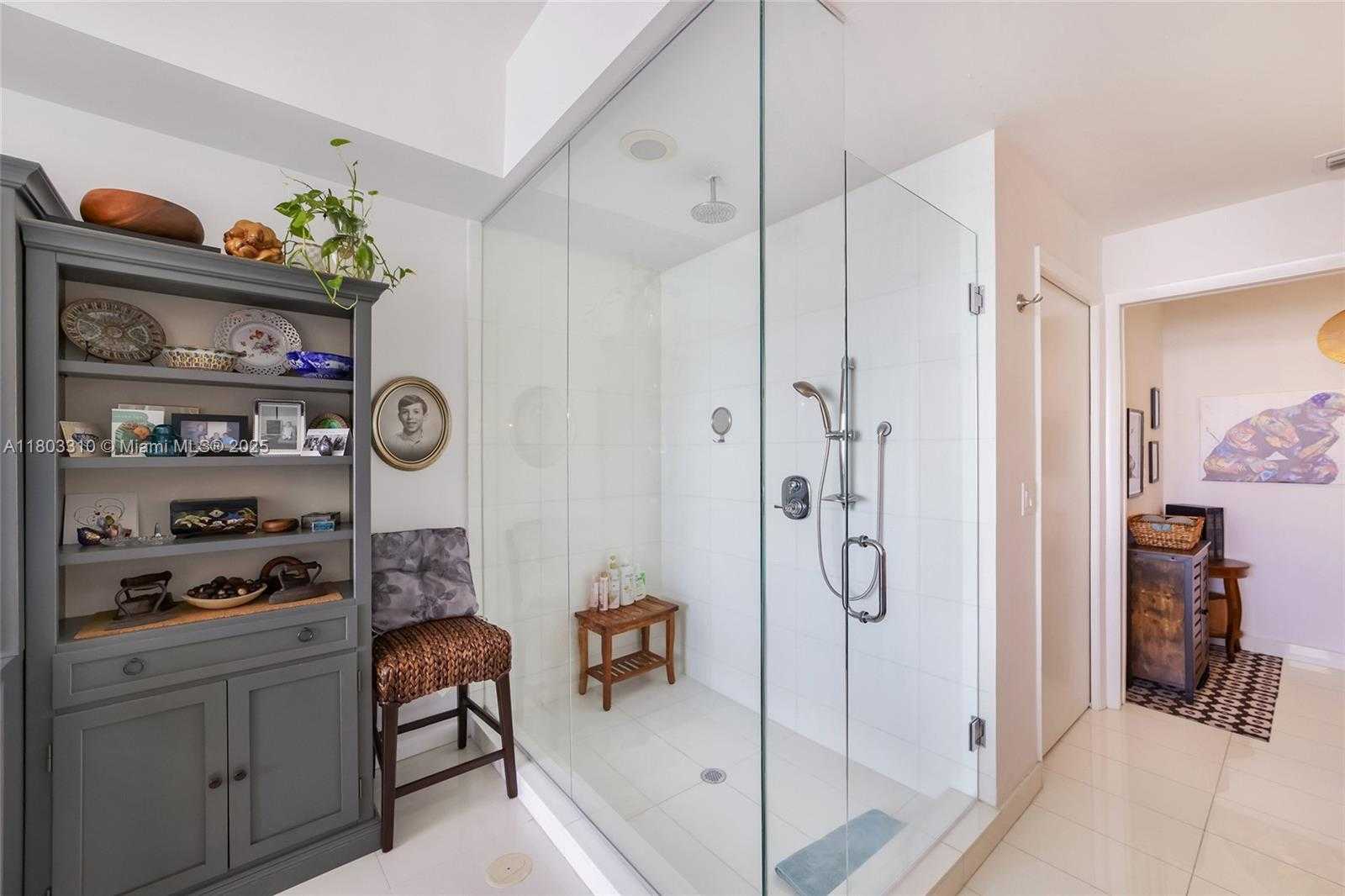 Small Image of 2020 NORTH BAYSHORE DR #1604, Miami Number 29