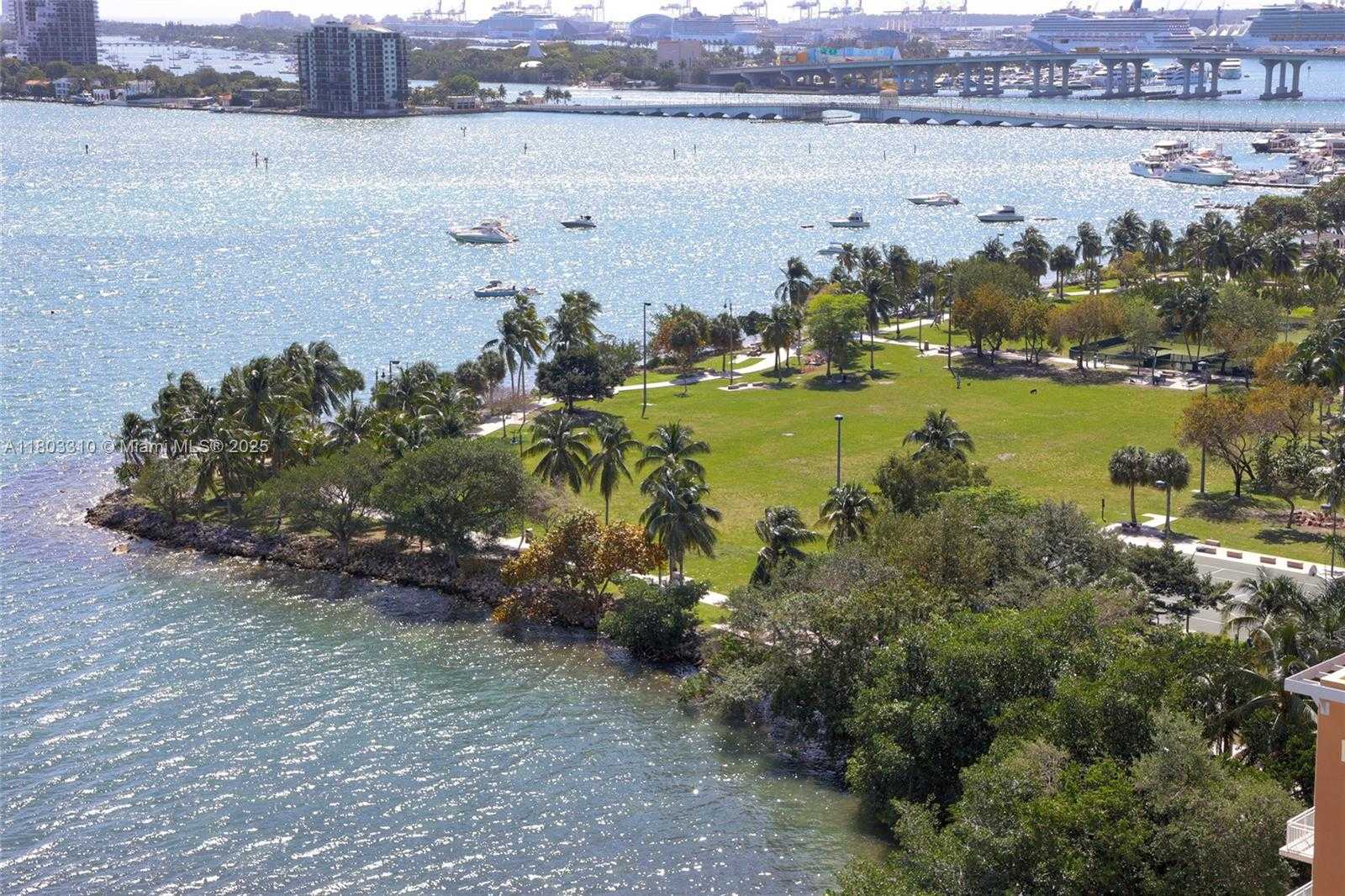 Small Image of 2020 NORTH BAYSHORE DR #1604, Miami Number 3