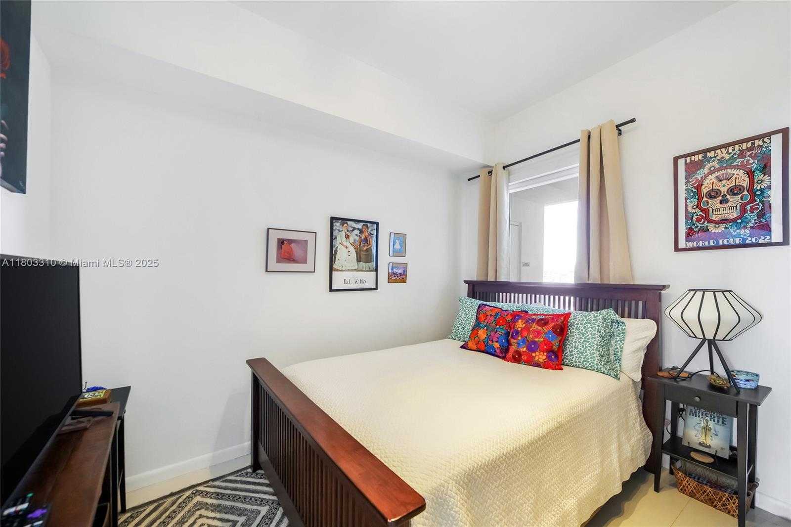 Small Image of 2020 NORTH BAYSHORE DR #1604, Miami Number 31