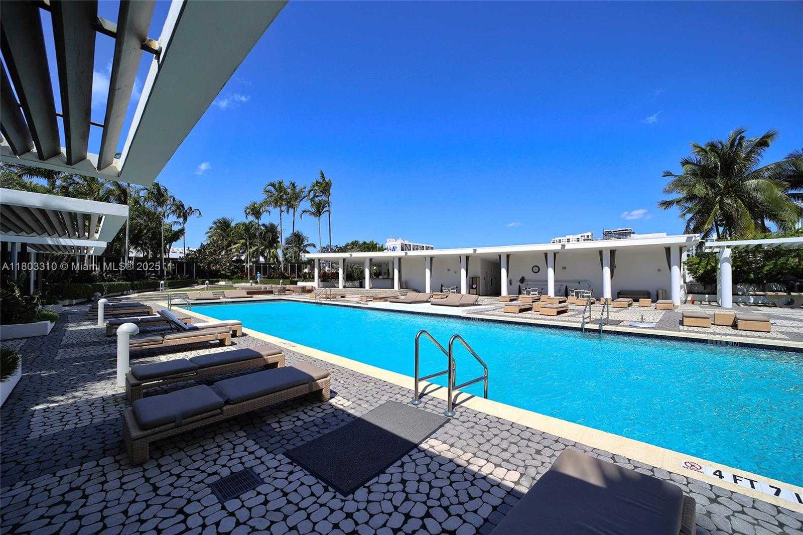 Small Image of 2020 NORTH BAYSHORE DR #1604, Miami Number 36