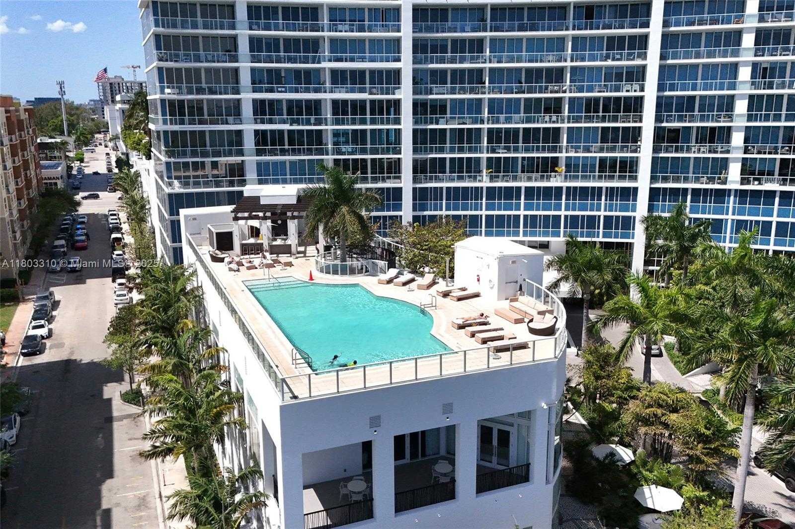 Small Image of 2020 NORTH BAYSHORE DR #1604, Miami Number 50