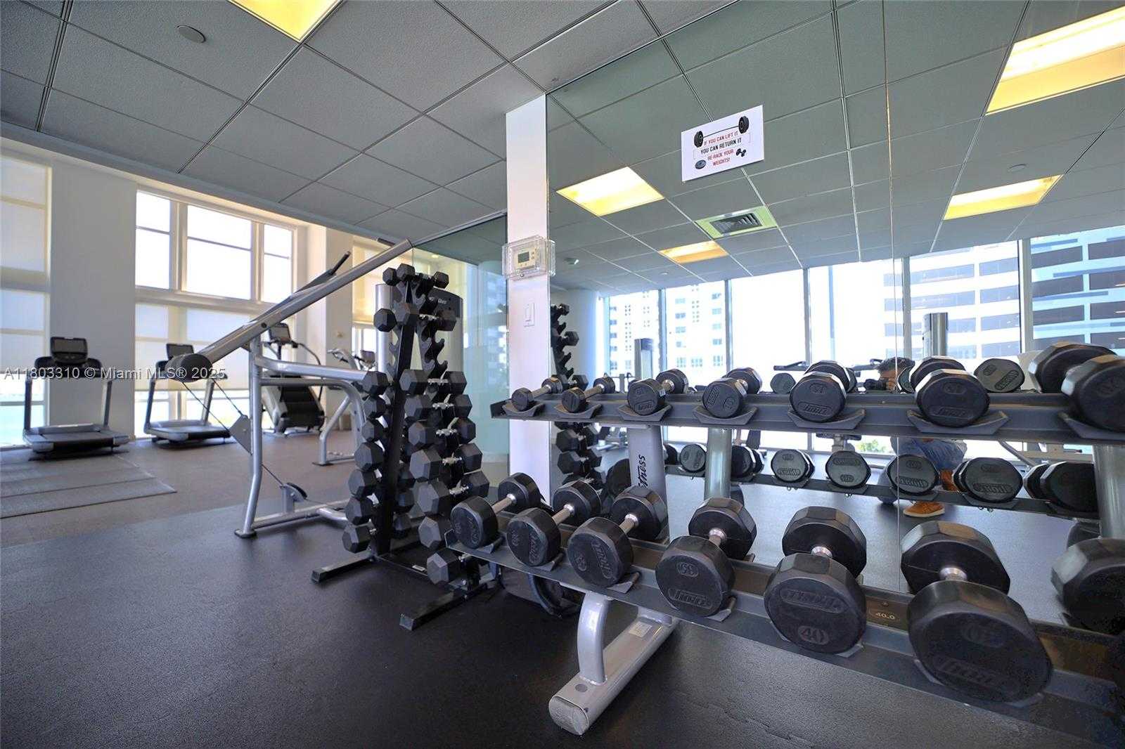 Small Image of 2020 NORTH BAYSHORE DR #1604, Miami Number 51