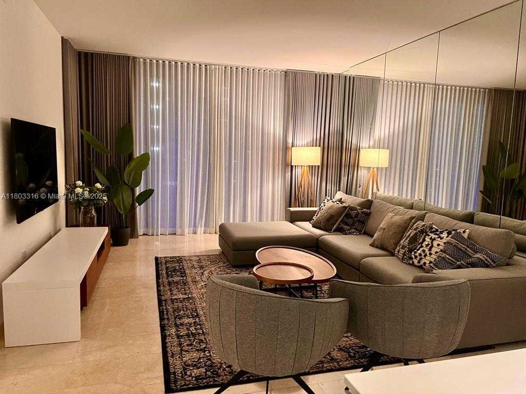 Small Image of 88 SOUTH WEST 7TH ST #808, Miami Number 12