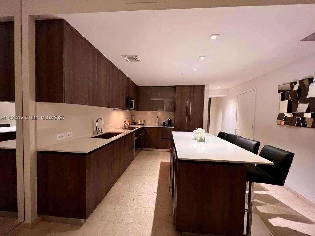 Small Image of 88 SOUTH WEST 7TH ST #808, Miami Number 2