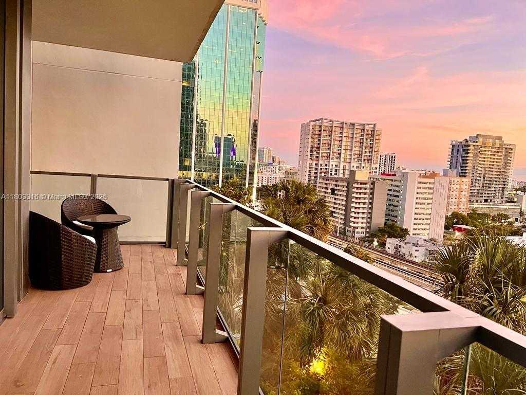 Small Image of 88 SOUTH WEST 7TH ST #808, Miami Number 23